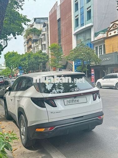 2022 2.0 Xăng tiêu chuẩn - 33000 km
