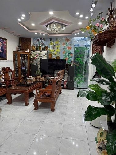 Chính chủ nhà mặt tiền 716 Âu Cơ, P14, Tân Bình