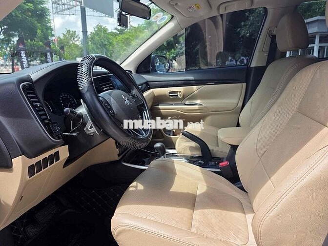 🔥 Mitsubishi Outlander 2018 2.0 CVT Premium Hãng