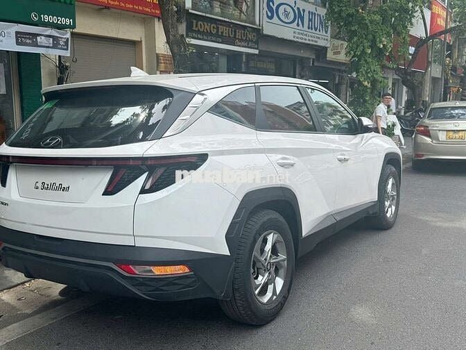 2022 2.0 Xăng tiêu chuẩn - 33000 km
