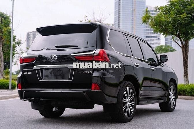Lexus LX 570 2021 - 53000 km