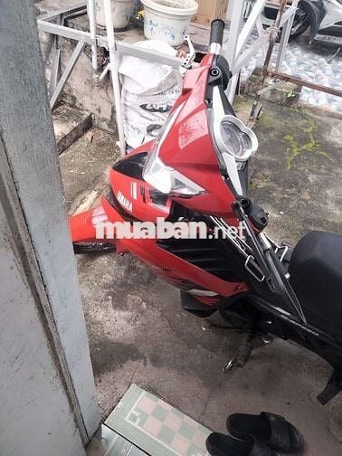 Xe cho học sinh sinh viên