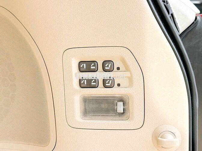 Lexus Lx570 (Full options)