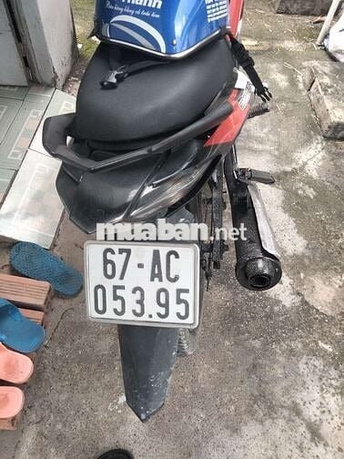 Xe cho học sinh sinh viên