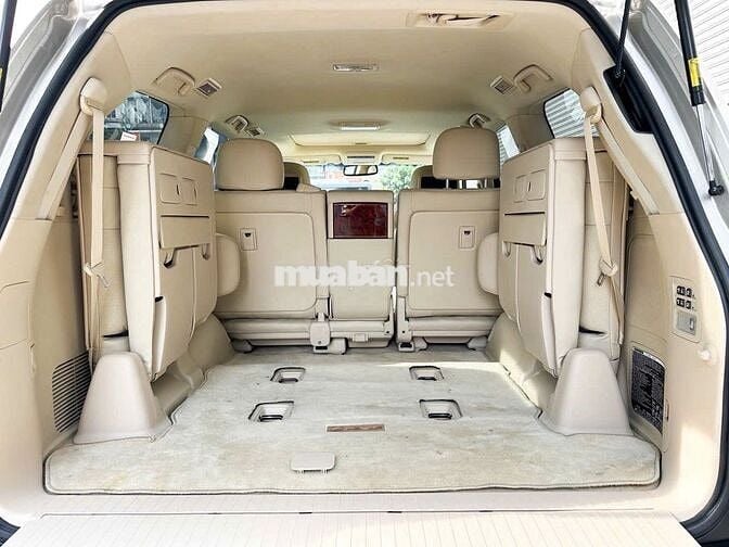Lexus Lx570 (Full options)