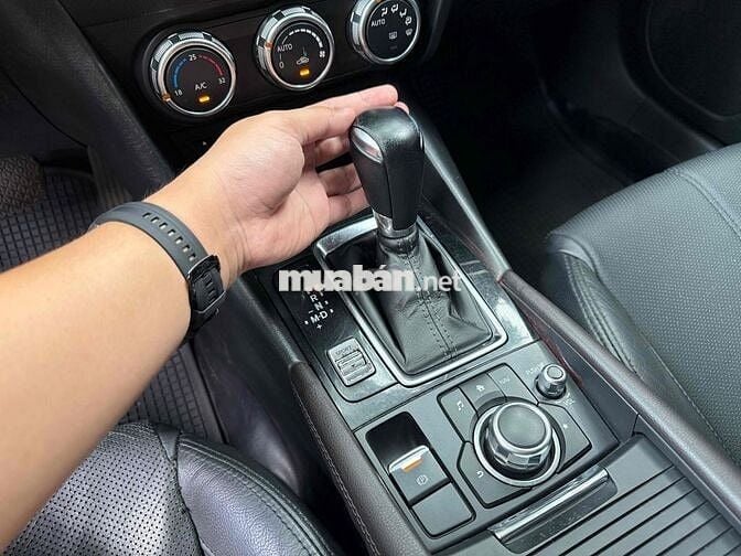 Mazda 3 2018 1.5 AT Sedan - 86000 km