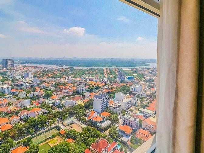 Bán Căn hộ tại Thảo Điền Pearl tầng cao gồm 3 phòng ngủ view đẹp 136m2