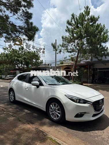 Mazda 3 2018 1.5 AT Sedan - 86000 km