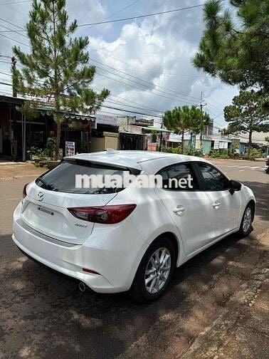 Mazda 3 2018 1.5 AT Sedan - 86000 km