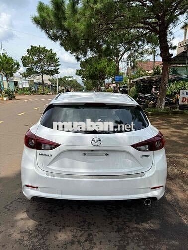 Mazda 3 2018 1.5 AT Sedan - 86000 km