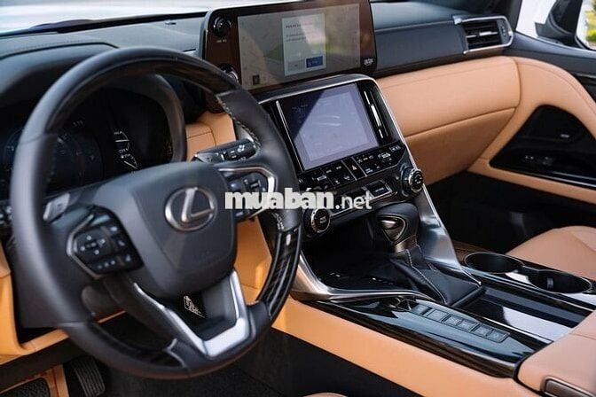 Lexus LX 600 Urban 2024 - 5000 km