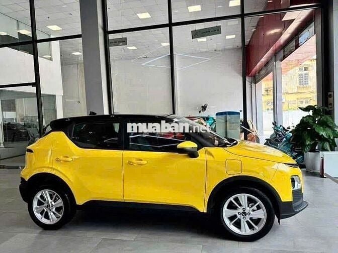 VF5 biển vàng trả trước 70 triệu, bao nợ xấu