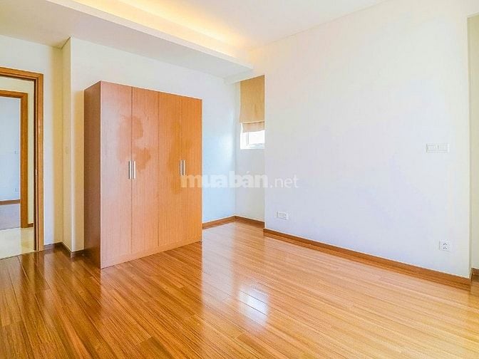 Bán Căn hộ tại Thảo Điền Pearl tầng cao gồm 3 phòng ngủ view đẹp 136m2