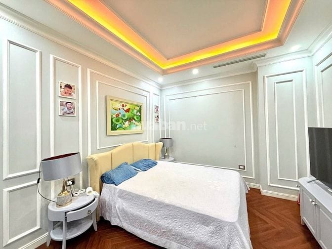 Nhà Đẹp KD Giải Phóng, Thanh Xuân 57m, 5 tầng, mt 5.6m, giá 26.5 tỷ