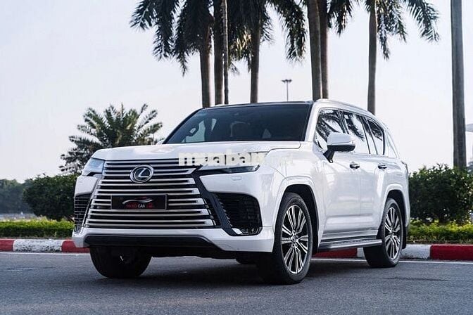 Lexus LX 600 Urban 2024 - 5000 km
