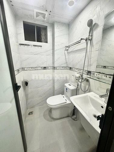 SIÊU PHẨM ĐẦU TƯ – 7 TẦNG THANG MÁY – 17 PHÒNG FULL KHÁCH – DÒNG TIỀN 