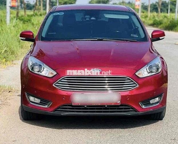 Bán xe Fordcus Titatinum - mới đẹp - HCM - 350 tr