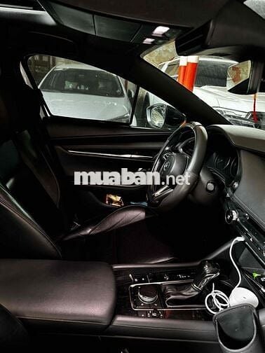 Chính chủ - Mazda 3 2.0 Sport Signature Premium 21