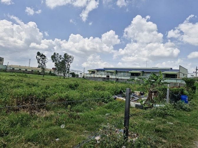 Bán 5524m2 thổ cư-Rộng 93m-gần đường Phan Văn Hớn-chỉ hơn 100 tỷ.