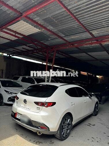 Chính chủ - Mazda 3 2.0 Sport Signature Premium 21