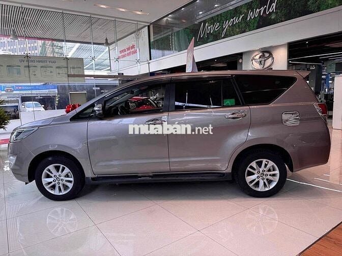 Innova số sàn 2019 siêu lướt - Xe gia đình đi kỹ