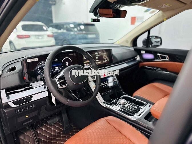 Kia Carnival 2024 2.2D Signature Lướt: 7500 km