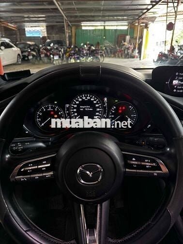 Chính chủ - Mazda 3 2.0 Sport Signature Premium 21