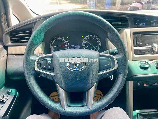 Innova 2018 2.0.E lăn bánh 10 ngàn km cực hiếm