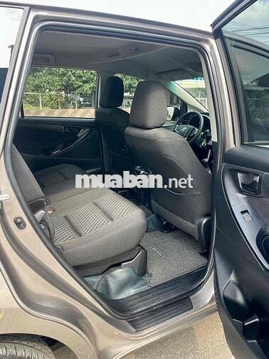 Innova 2018 2.0.E lăn bánh 10 ngàn km cực hiếm