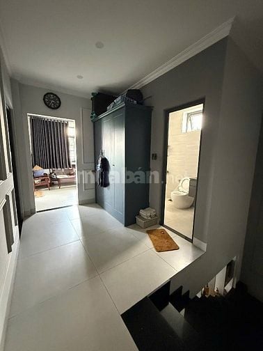 đất 135m nhà riêng lẻ dg xe hơi 3 tầng 