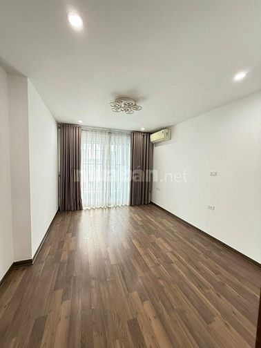 NHƯỢNG CĂN HỘ CHUNG CƯ 4PN  TẠI 136 HỒ TÙNG MẬU 
