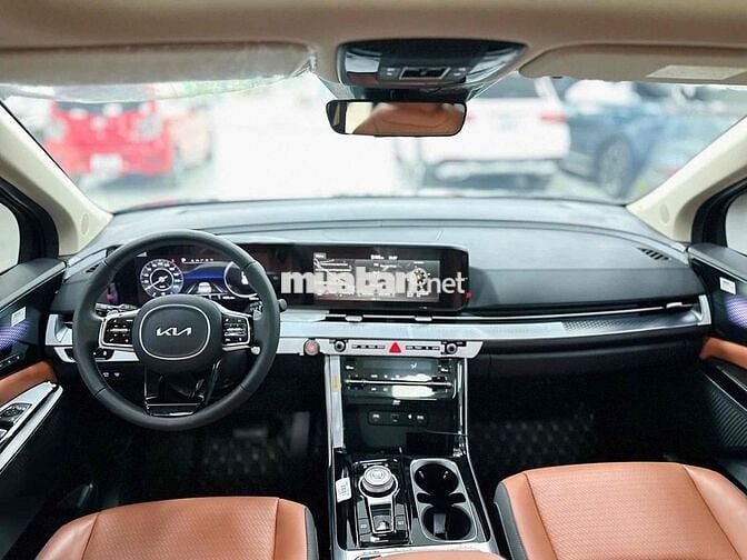Kia Carnival 2024 2.2D Signature Lướt: 7500 km