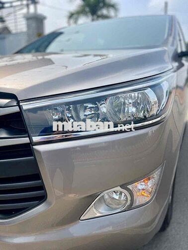 Innova 2018 2.0.E lăn bánh 10 ngàn km cực hiếm