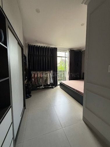 đất 135m nhà riêng lẻ dg xe hơi 3 tầng 