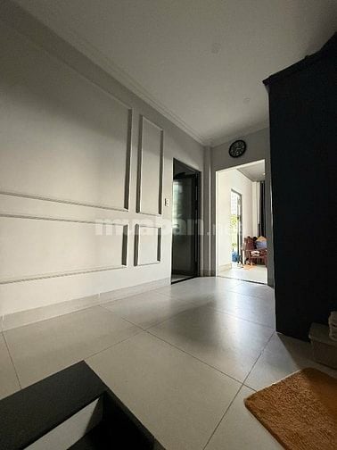 đất 135m nhà riêng lẻ dg xe hơi 3 tầng 