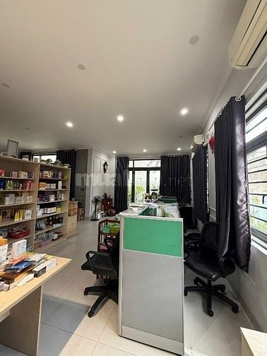 đất 135m nhà riêng lẻ dg xe hơi 3 tầng 