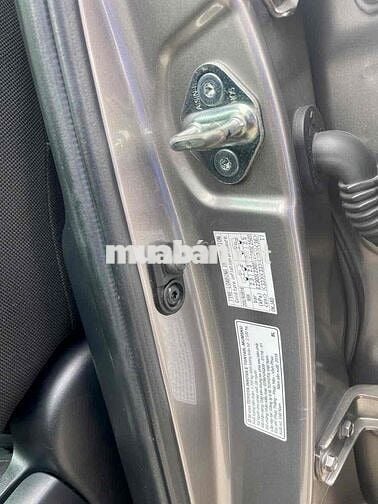 Innova 2018 2.0.E lăn bánh 10 ngàn km cực hiếm