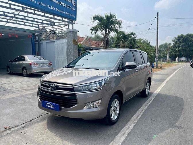 Innova 2018 2.0.E lăn bánh 10 ngàn km cực hiếm