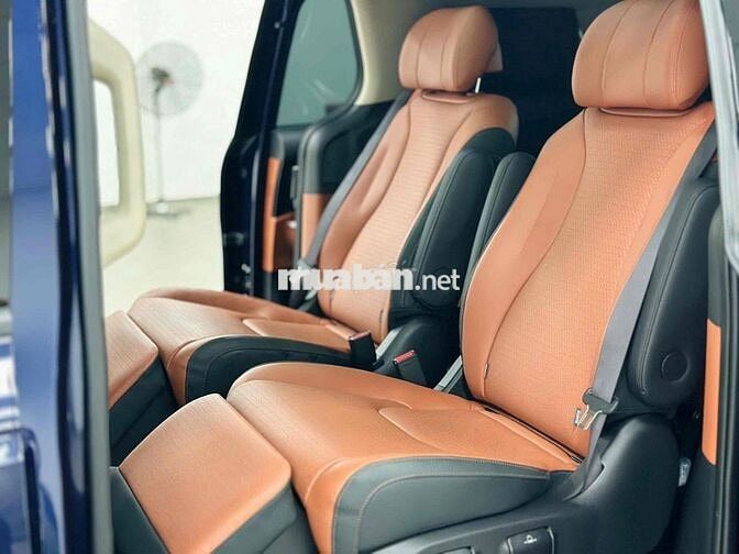 Kia Carnival 2024 2.2D Signature Lướt: 7500 km