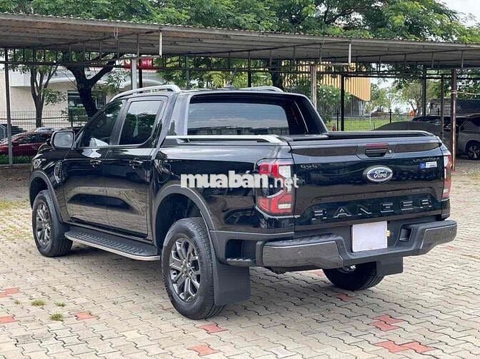 Cần ra đi Ford Wildtrak 20k km Sơ cua zin xe đẹp