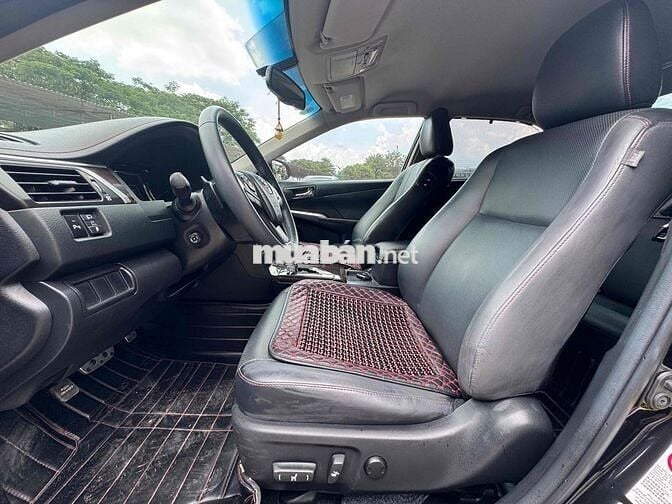 Toyota Camry 2015 2.5Q - 60000 km