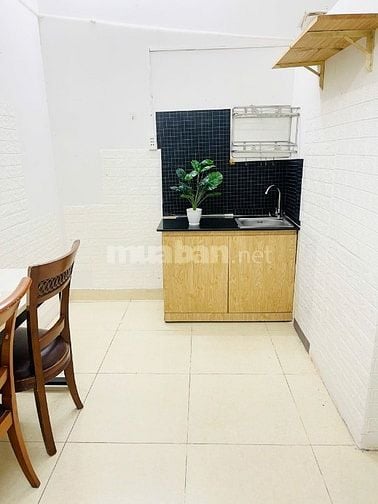 CHDV 1PN tách bếp tầng trệt đường Giải Phóng Tân Bình chỉ 4,6 triệu