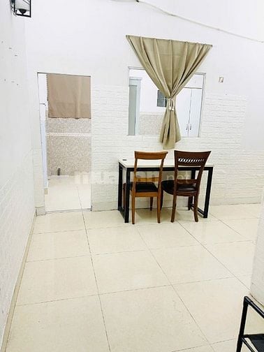 CHDV 1PN tách bếp tầng trệt đường Giải Phóng Tân Bình chỉ 4,6 triệu