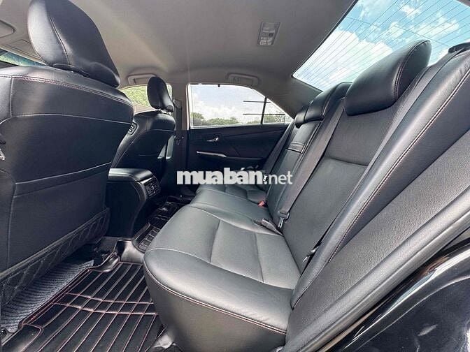 Toyota Camry 2015 2.5Q - 60000 km