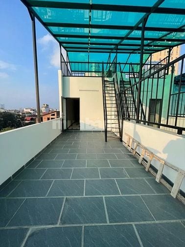 Bán nhà mới Ngọc Thuỵ siêu đẹp 7 tầng thang máy ,gara ô tô .Giá16,8 tỷ