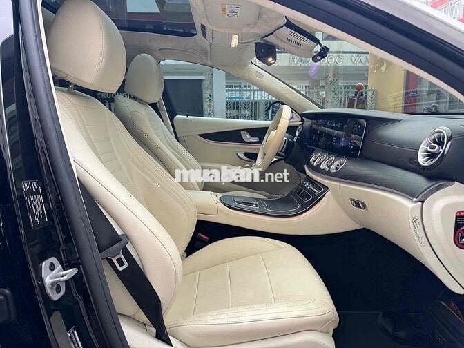 MERCEDES-BENZ E300 2021