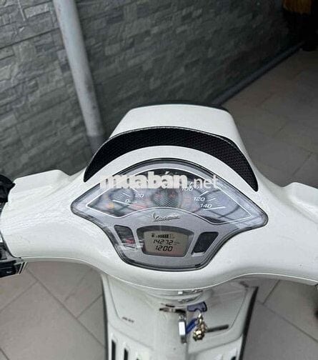 vesps sprint cuối 2019 trắng carbon