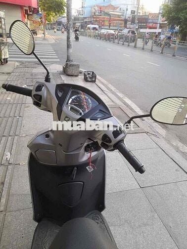 LEAD 2016 FI, có cccd chủ xe