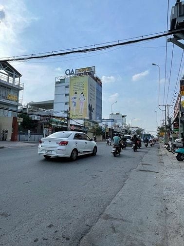 Bán đất góc 3 mặt tiền Hà Huy Giáp, gần ngay cầu An Lộc giáp gò vấp