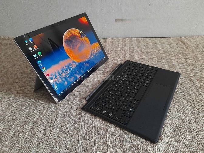 Surface Pro 5 i5. 8GB / 256GB LTE - TÌNH TRẠNG TUYỆT VỜI ( Máy Nhật )